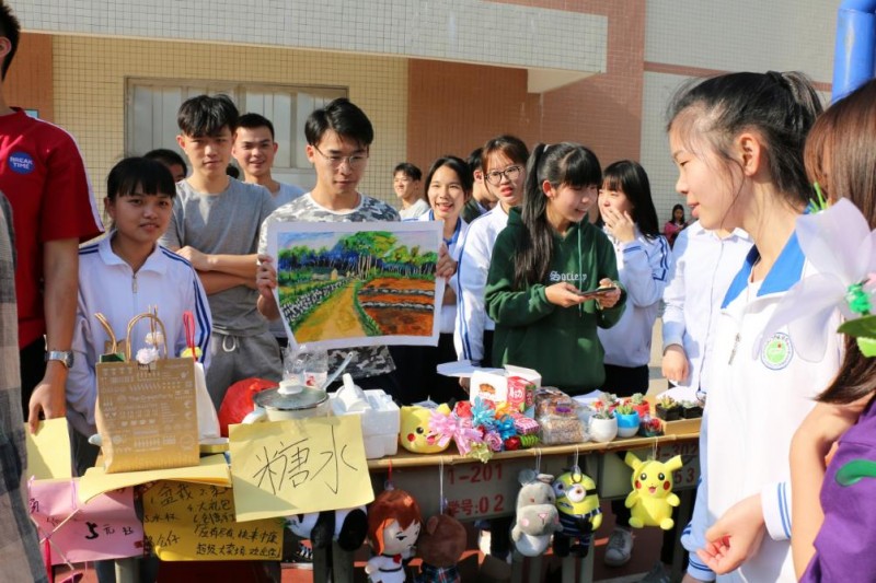 廣東省江門中醫(yī)藥學(xué)校2019年報名條件、招生要求、招生對象