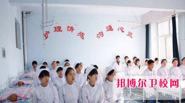 陜西2024年女生學(xué)護理學(xué)校好不好